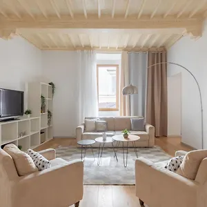 Iflat Navona White And Stylish Apartment Rome