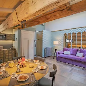 Apartment Corte Rubbi 10 Luxury Three-bedroom -dimora Italia -, Venice